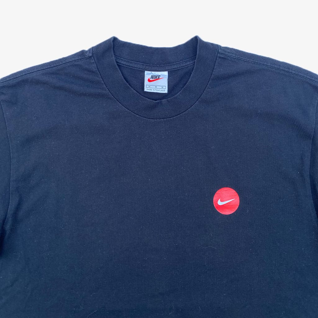 Vintage Nike T-Shirt Backlogo 90s M in schwarz | Vintage Online Shop Unique-Resale