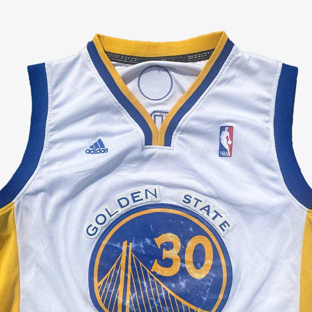 Vintage Adidas Golden State Warriors Basketballtrikot 2010-2014 Stephen Curry M in weiß | Vintage Online Shop Unique-Resale