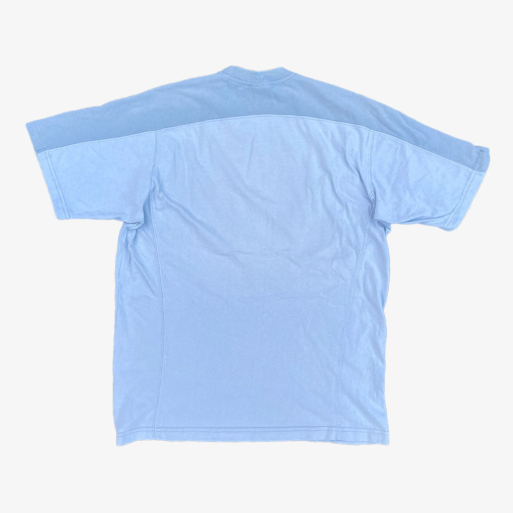 Vintage Adidas T-Shirt M in hellblau | Vintage Online Shop Unique-Resale