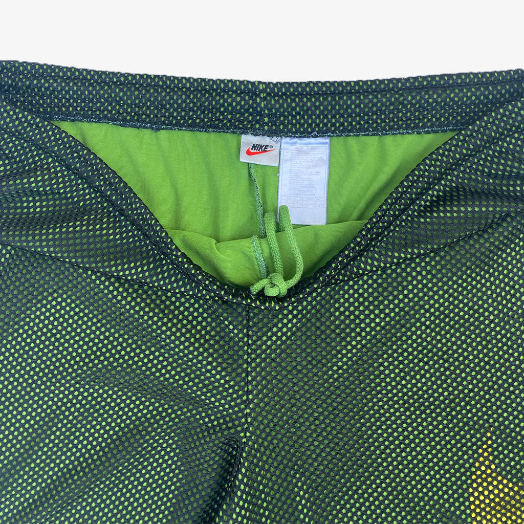 3 1 Nike Sport Shorts 00s XL in grün | Vintage Online Shop Unique-Resale