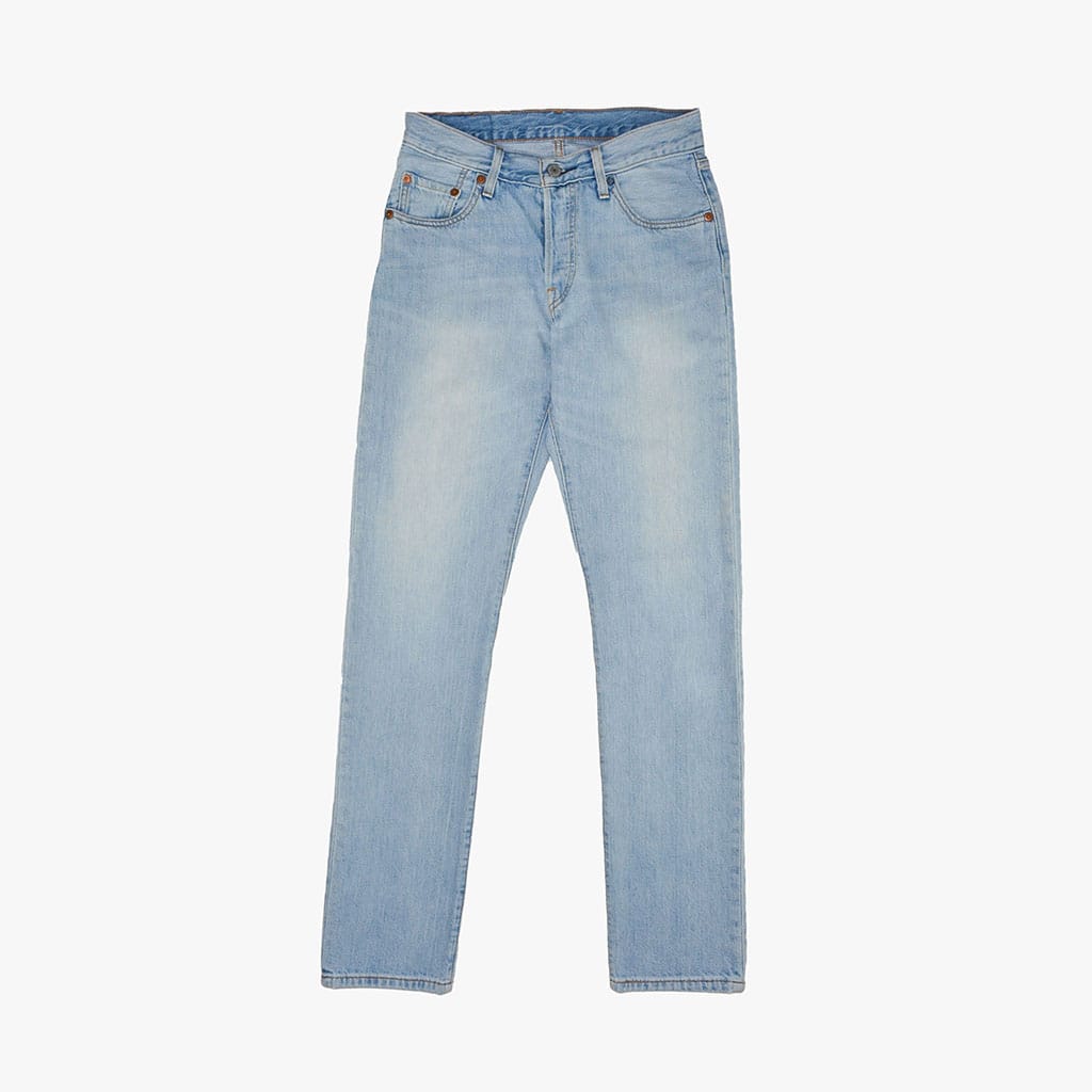 Vintage Levi's Jeans hellblau 501 W25 L32 vorne | Vintage Online Shop Unique-Resale aus Deutschland