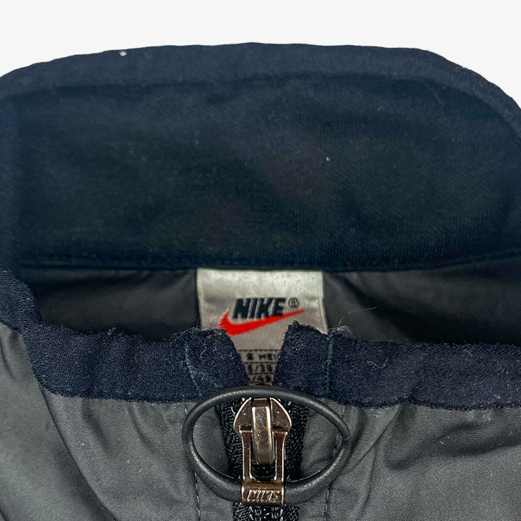 Vintage Nike Weste 90s S in schwarz | Vintage Online Shop Unique-Resale 