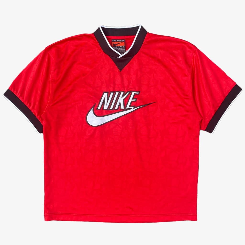 Vintage Nike T-Shirt L Premier Tag 90s in rot | Vintage Online Shop by www.unique-resale.com 